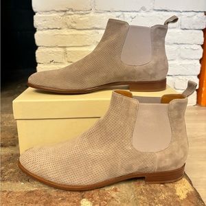 M. Gemi gray booties